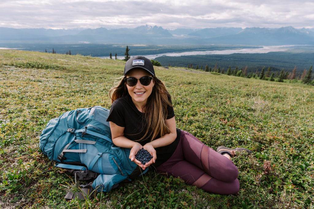 Traveling with Acne - Dealing with Airplanes Hiking and Camping - Renee Roaming 1