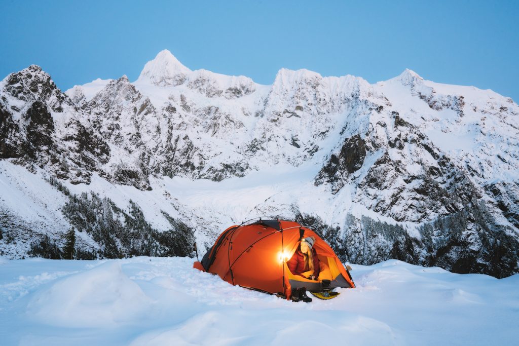 Ultimate Guide to Winter Hiking and Camping - responsible recreation