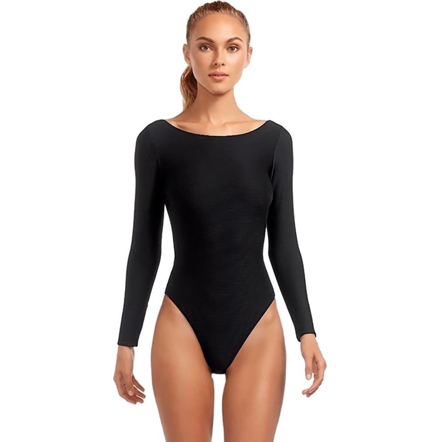 What to Pack for a Tropical Vacation to The Islands of Tahiti Vitamin A Cosmo California Cut Bodysuit