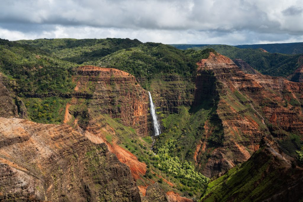 9 Must-Do Kauai Outdoor Adventures - Waimea Canyon - Renee Roaming