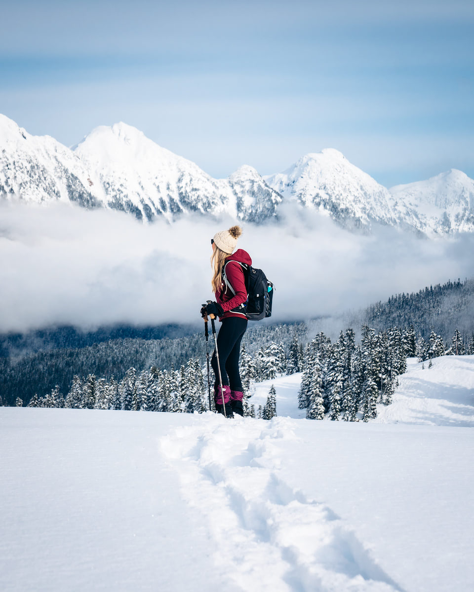 Beginner Friendly Hikes in Washington State - Artist Point Winter