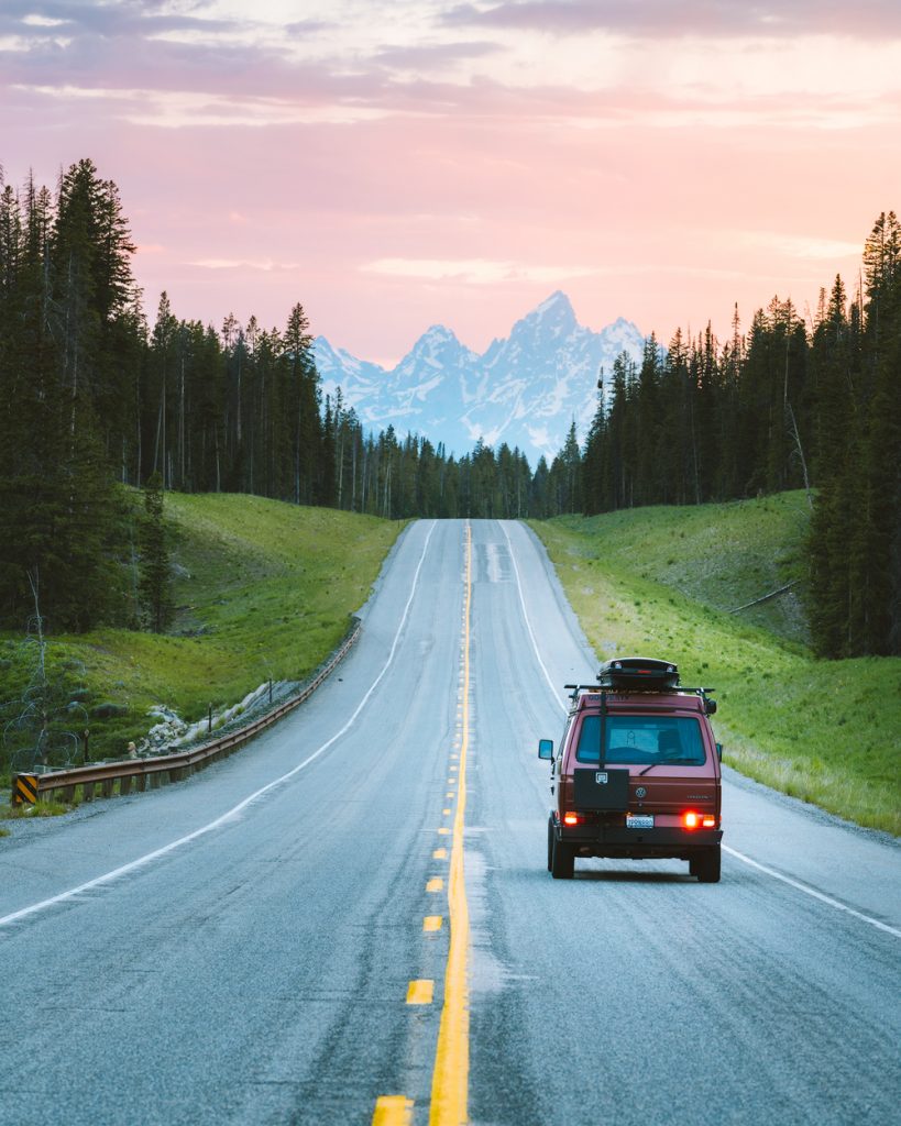 46 Best Road Trip Essentials: Packing Tips for Road Trips + Free