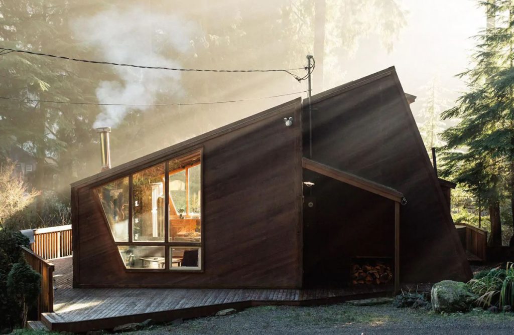 Cozy Cabins to Rent in Washington State - Canyon Creek Cabin - Renee Roaming