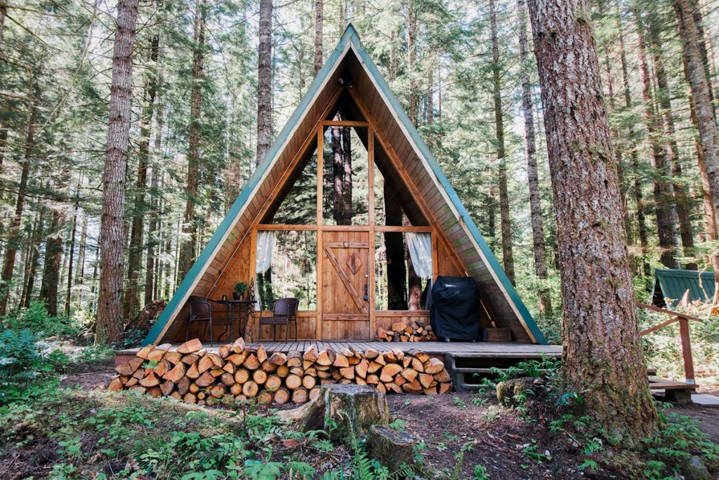 Cozy Cabins to Rent in Washington State - Hebes Hideout Wooded Paradise - Renee Roaming