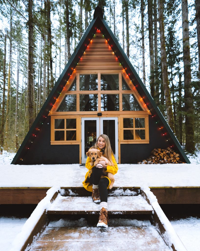 Cozy Cabins to Rent in Washington State - Tye Haus Cabin Winter - Renee Roaming