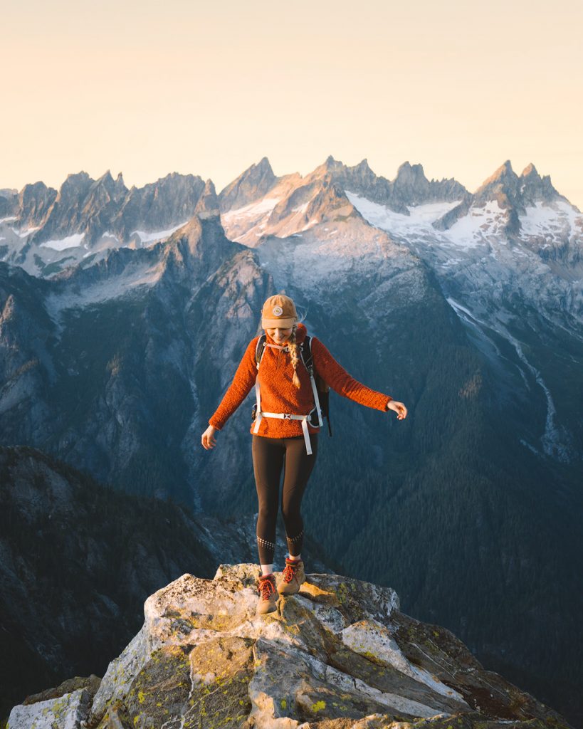 38 Tips for Women Hiking Alone [Bonus: Female Hikers' Blogs]