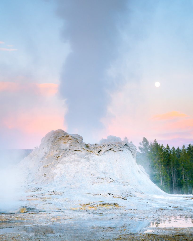 Ultimate Yellowstone National Park Guide and Itinerary - Castle Geyser