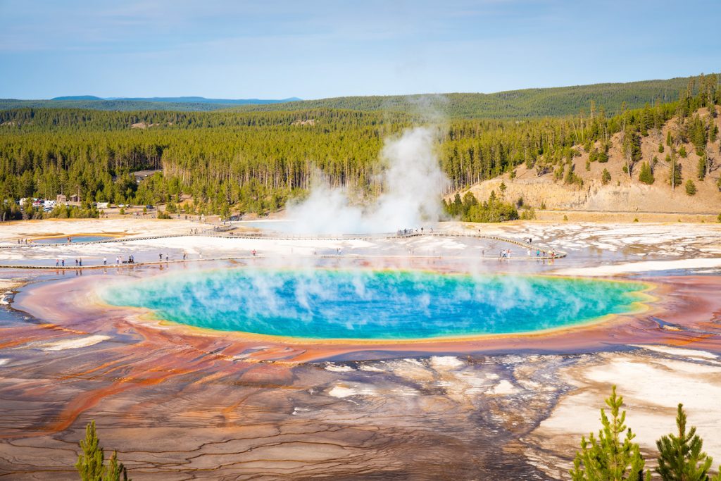 Ultimate Yellowstone National Park Guide and Itinerary- Grand Prismatic Spring