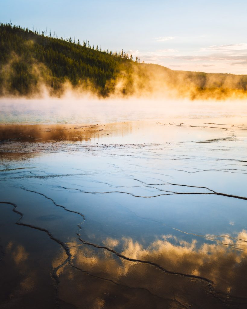 Ultimate Yellowstone National Park Guide and Itinerary - Grand Prismatic Spring Boardwalk