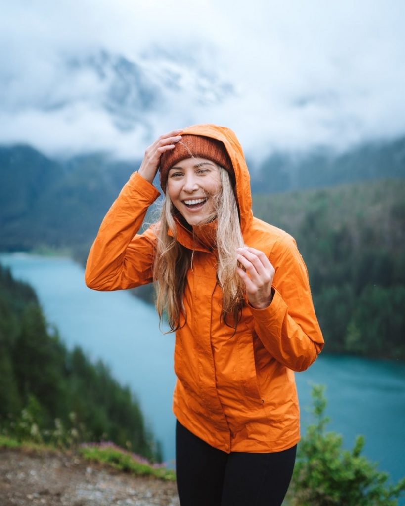 What to wear hiking as a woman - best rain jacket for women