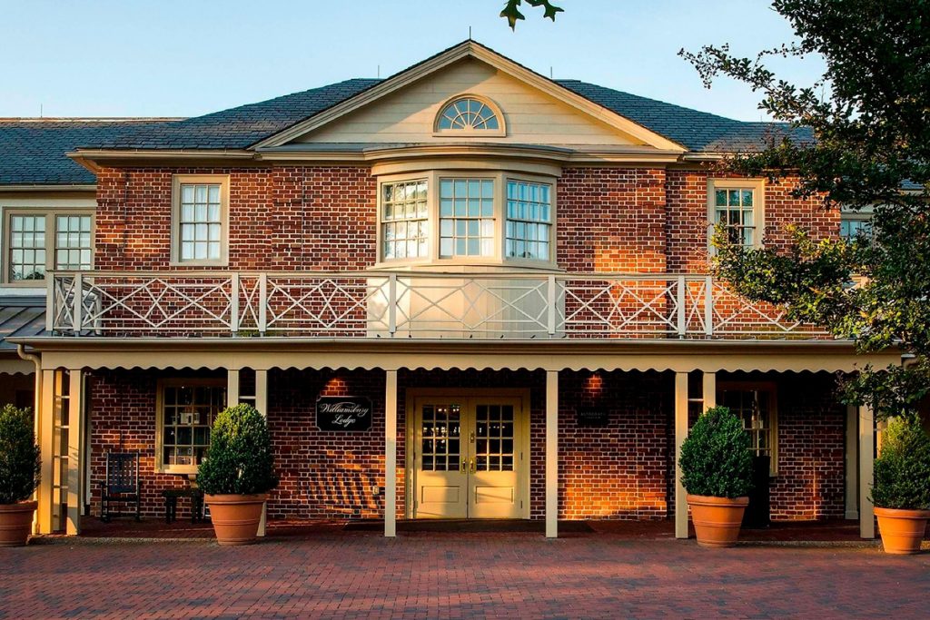 Where To Stay in Williamsburg Virginia - Williamsburg Lodge Lobby