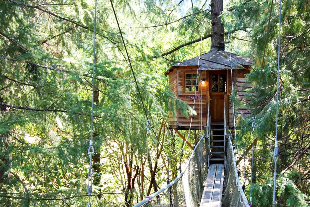 20 Magical Oregon Treehouses You Can Rent - Forestree Oregon Treehouse
