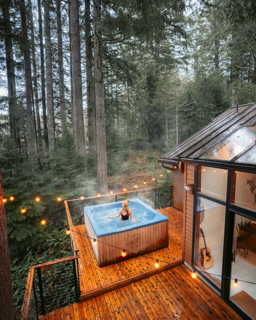 24 Dreamy Oregon Cabins You Can Rent - Woodlands House Oregon