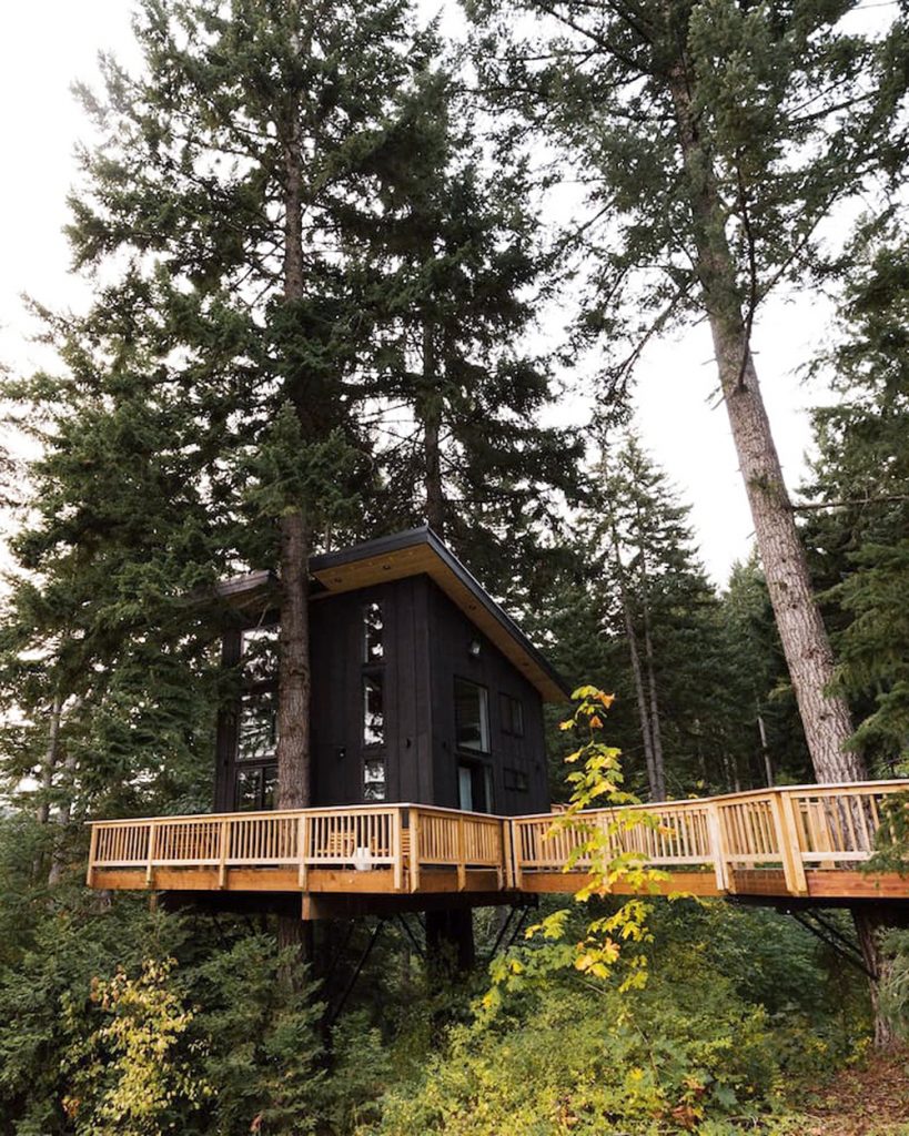Best Pacific Northwest Treehouses To Rent - Klickitat Treehouse