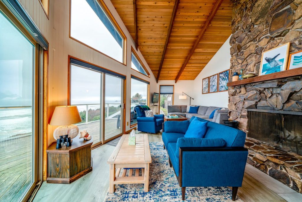 Cabin To Rent On Oregon Coast - Pacific Overlook Cabin