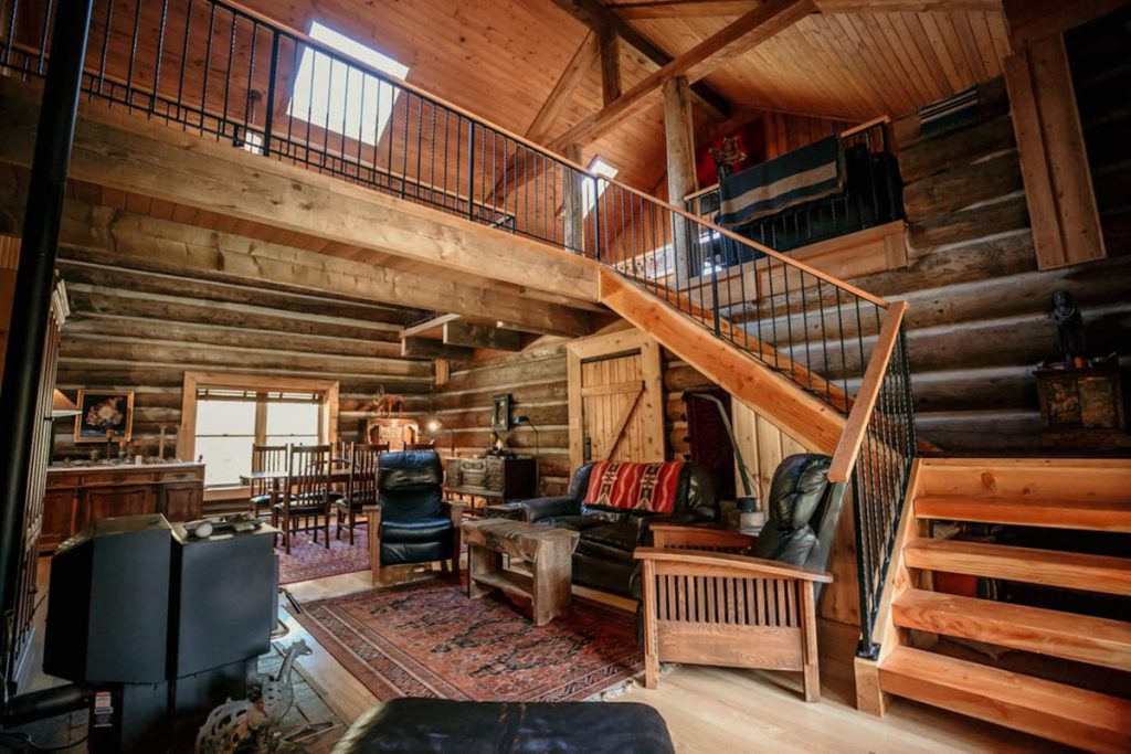 Cabin You Can Rent In Oregon - Halem House Log Cabin