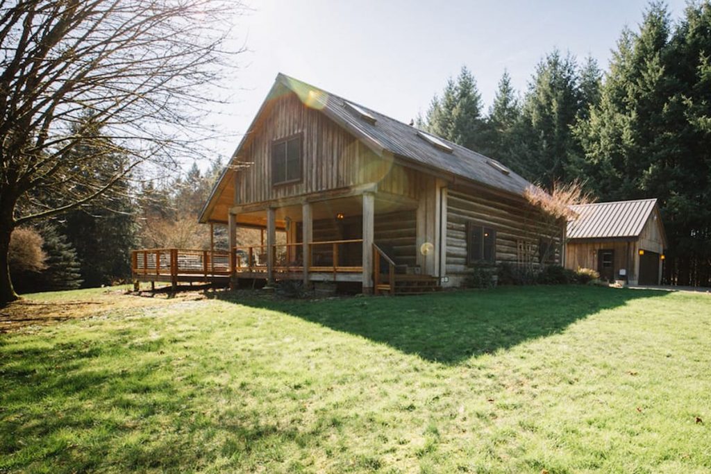 Cabins You Can Rent In Oregon - Halem House Log Cabin