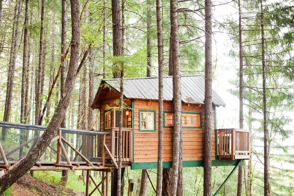 Cozy Treehouses To Rent In The Pacific Northwest - Cozy Cottage Oregon Treehouse