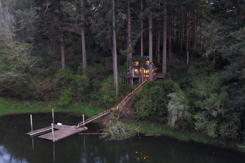 Dreamy Oregon Cabins You Can Rent - Cabin In The Trees