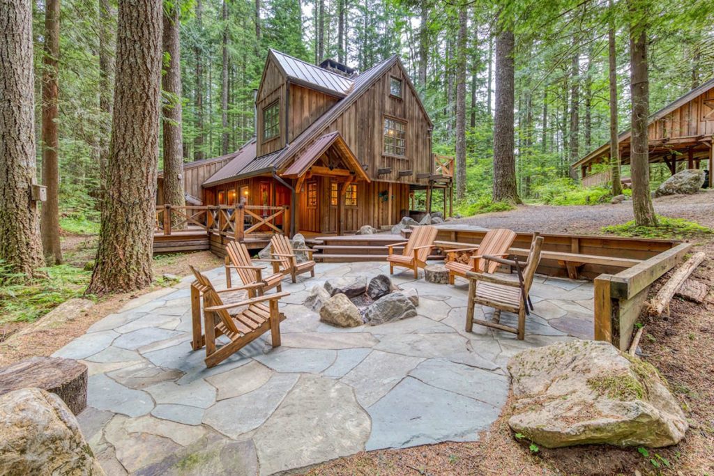 Oregon Cabin to Rent in the Mountains - Sycamore Lodge