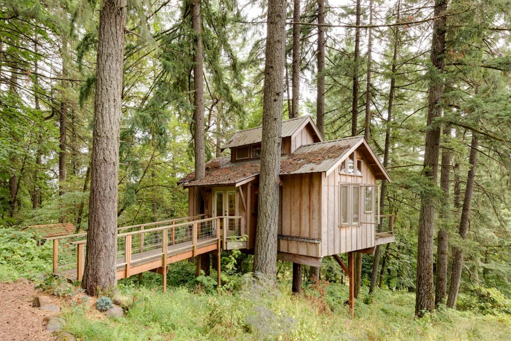 Treehouse To Rent In Oregon - Deer Haven Oregon Treehouse