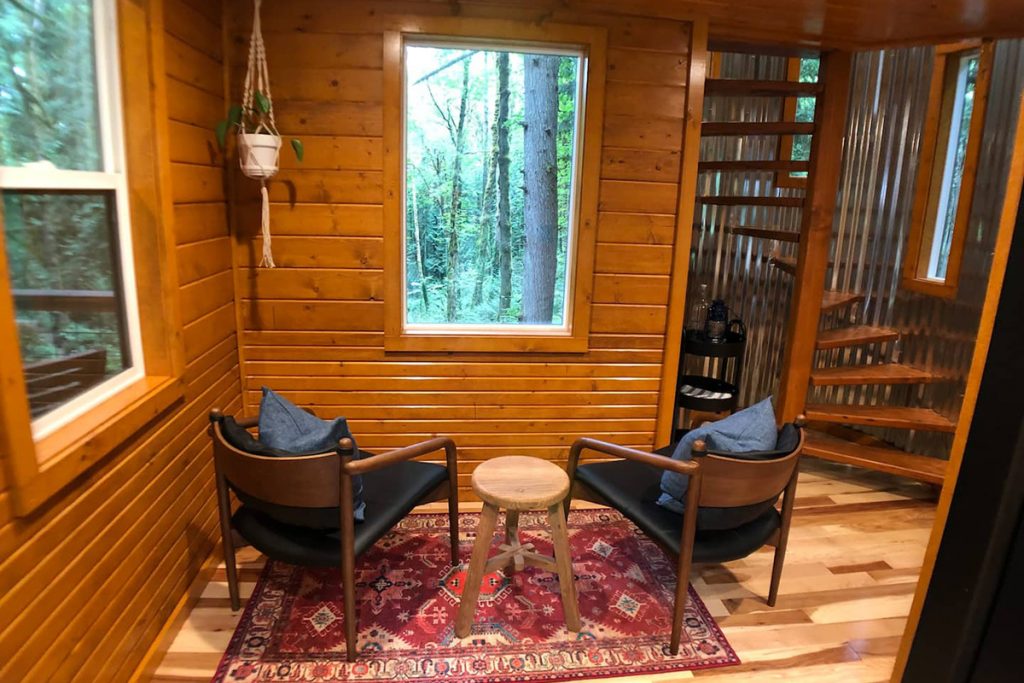 Treehouse You Can Rent In Portland Oregon