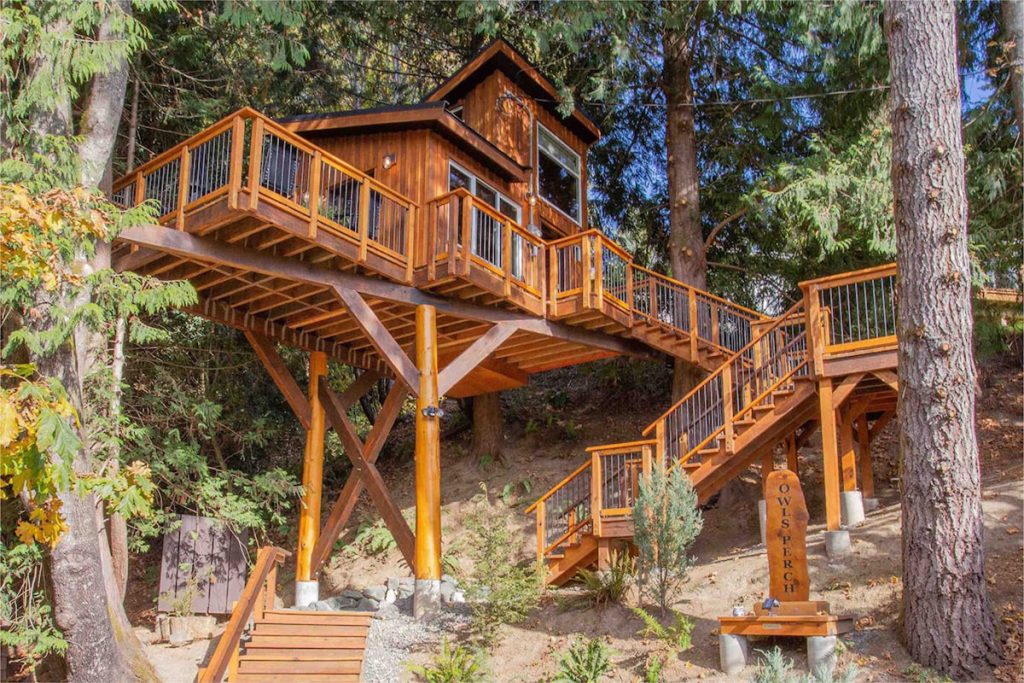 Treehouses to rent in the Pacific Northwest - Owls Perch Treehouse British Columbia
