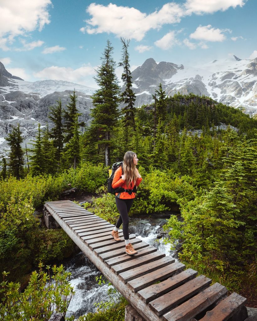 Best Time To Hike Joffre Lakes