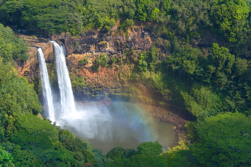 Kauai Hawaii Travel Guide - Wailua Falls Kauai