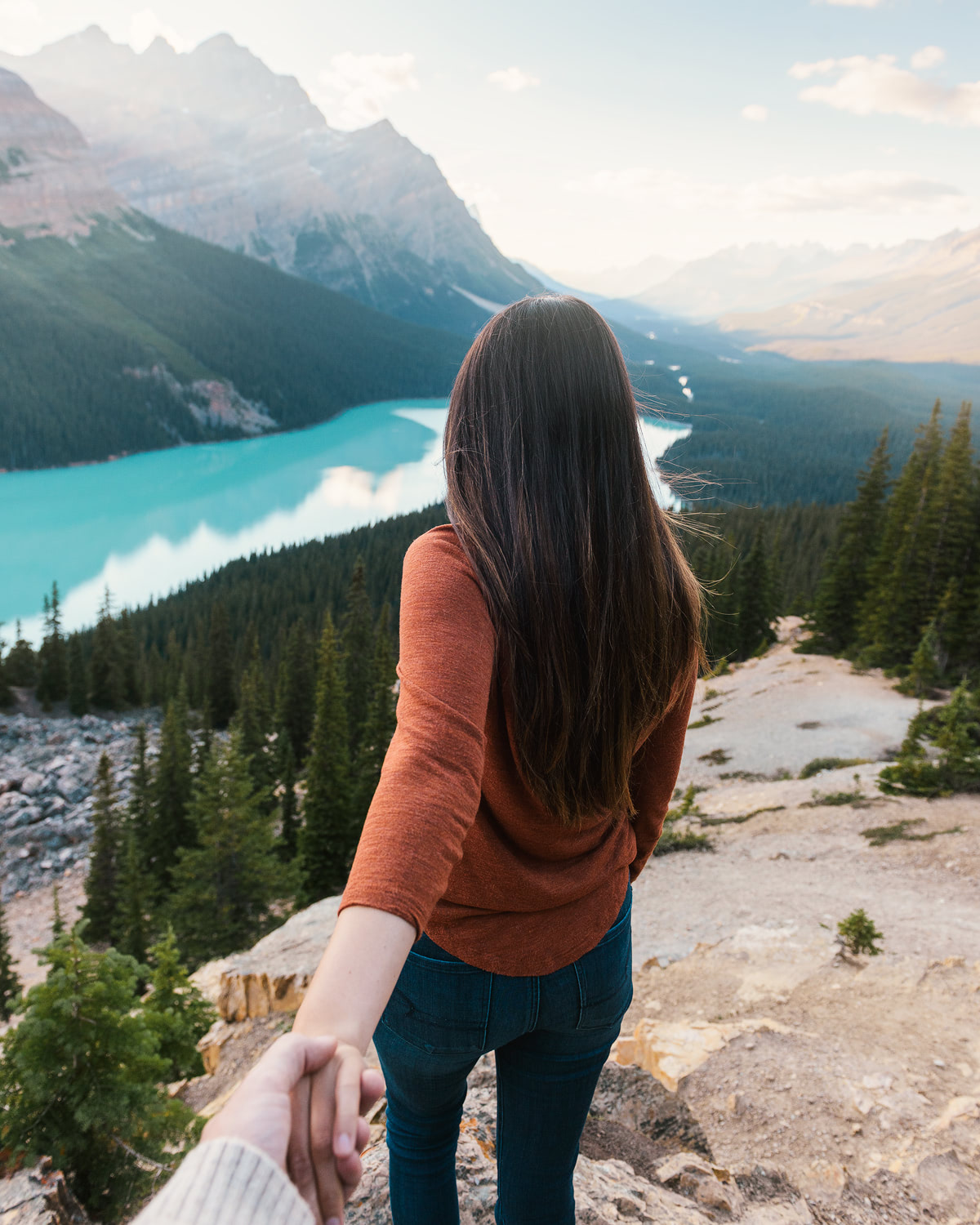 ROCKY MOUNTAIN ROAD TRIP: CANOEING, HIKING, GRIZZLY BEARS & ALPINE LAKE DIPS