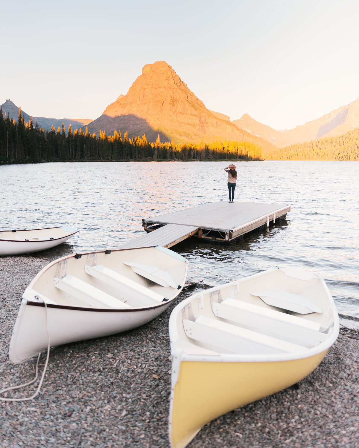 ROCKY MOUNTAIN ROAD TRIP: CANOEING, HIKING, GRIZZLY BEARS & ALPINE LAKE DIPS