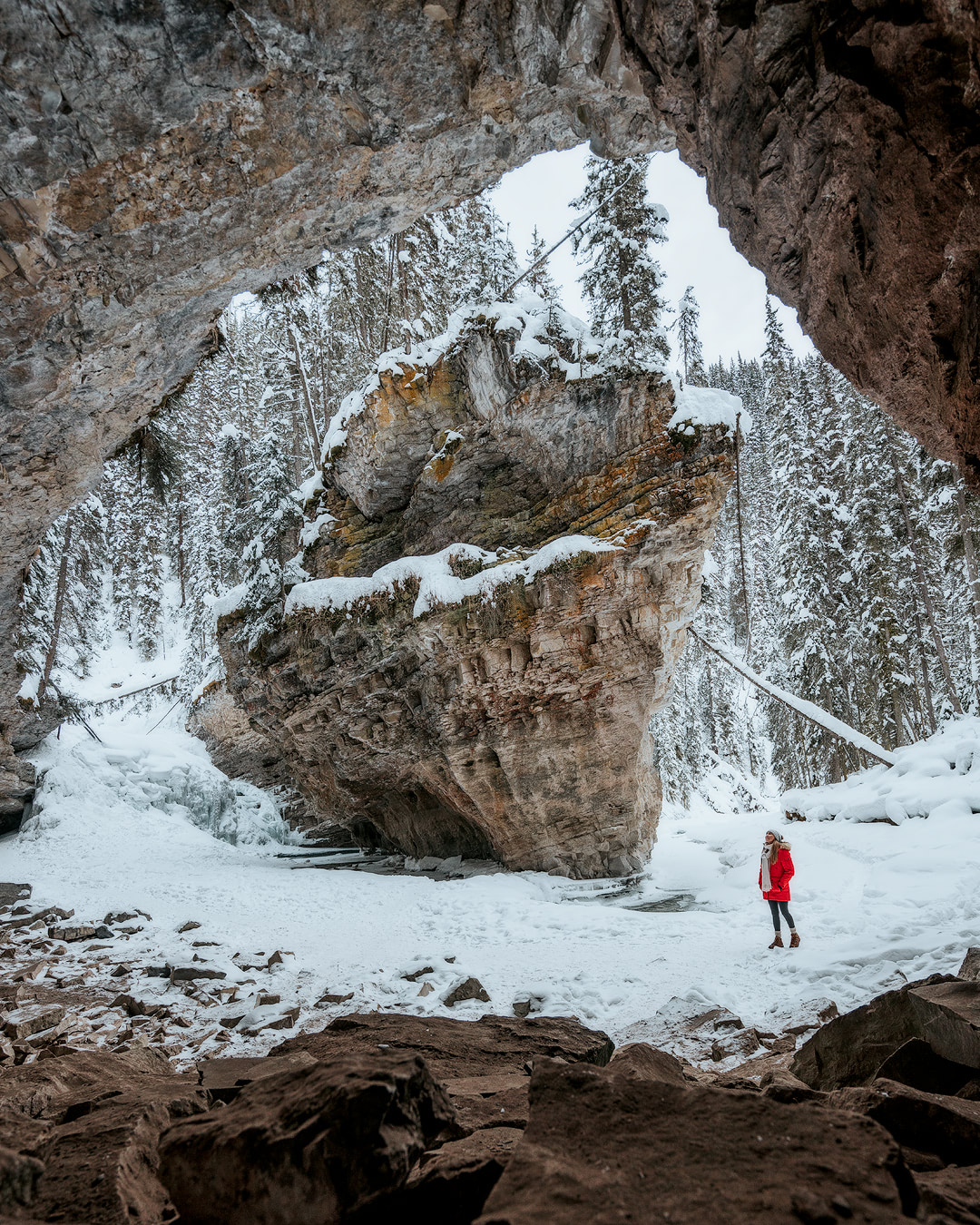 ULTIMATE WINTER TRAVEL GUIDE TO ALBERTA CANADA – 7 DAY ITINERARY - Renee Roaming 