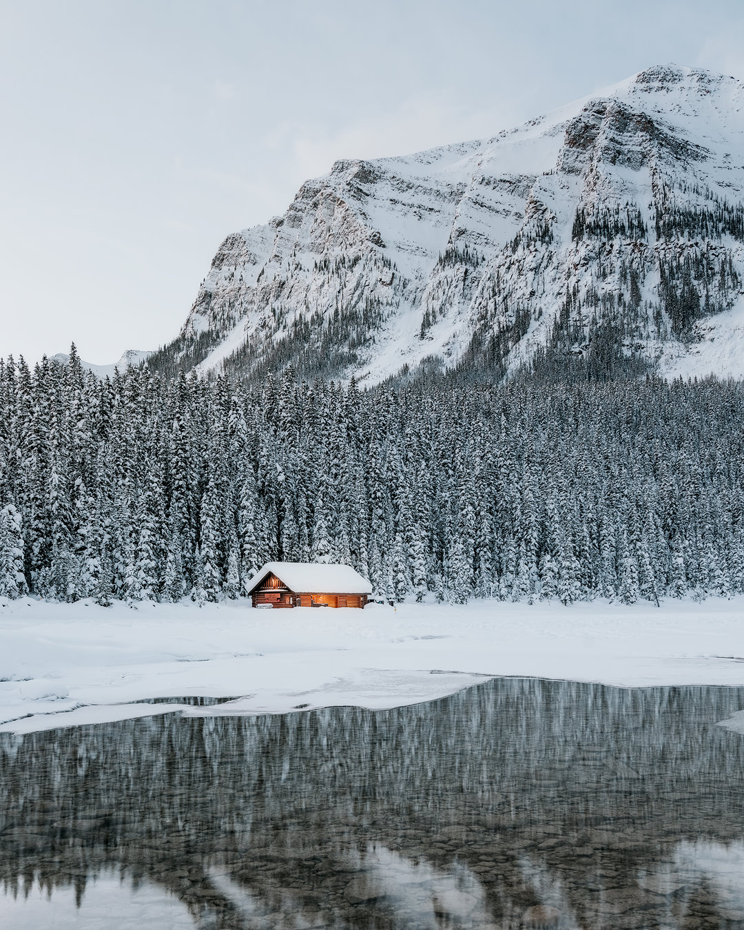 Ultimate Winter Travel Guide to Alberta Canada – 7 Day Itinerary ...