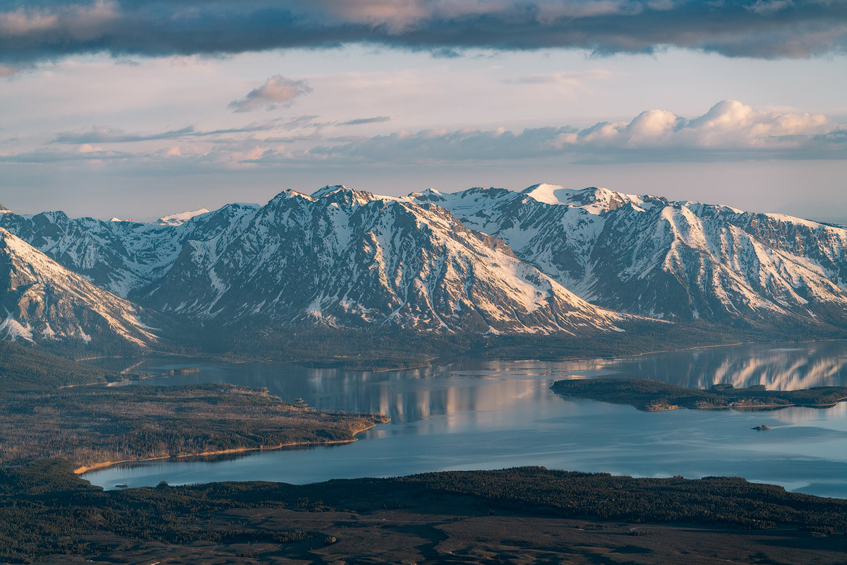 Unforgettable-Scenic-Flight-Over-Grand-Teton-&-Yellowstone-National-Parks-Renee-Roaming-11