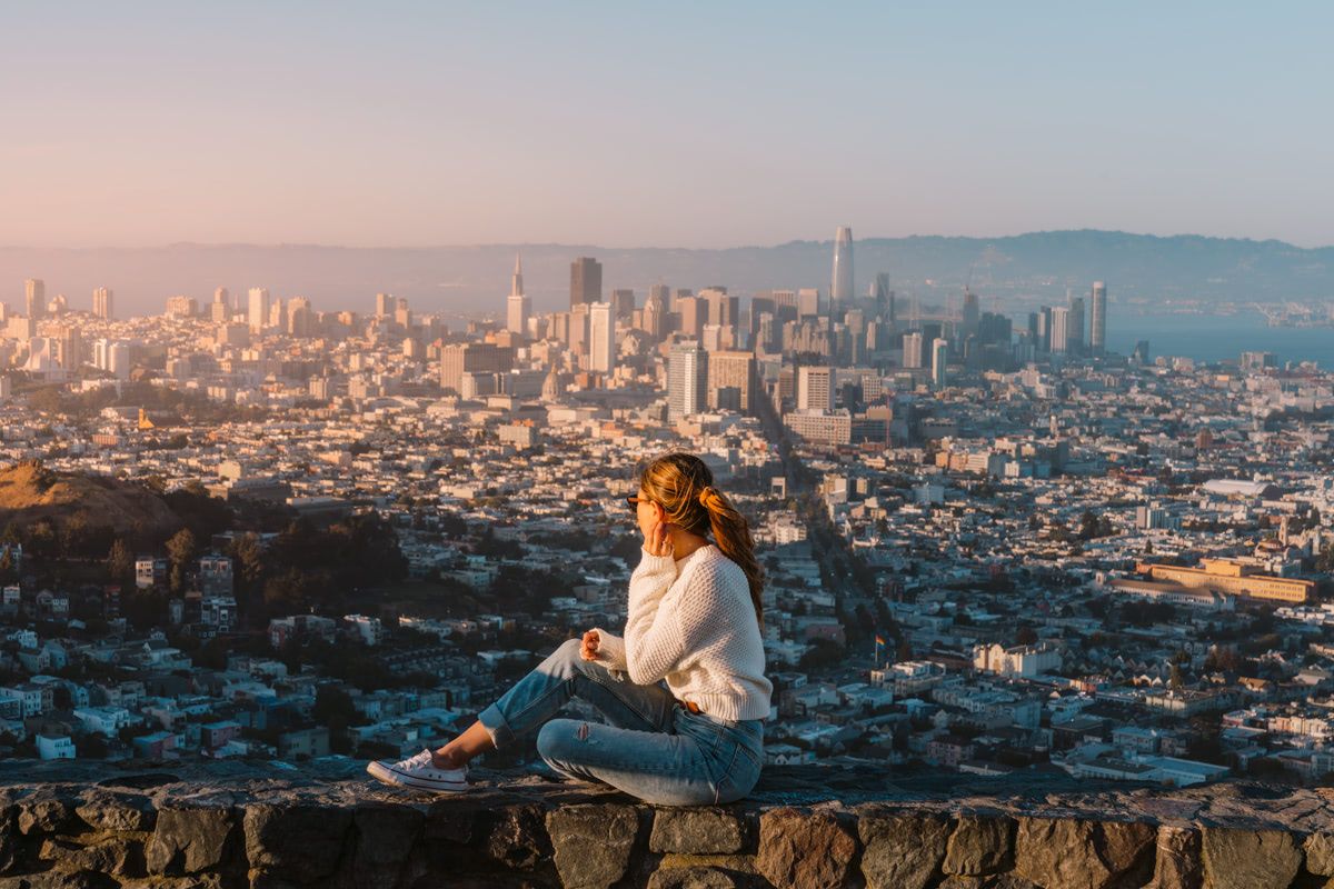 How-to-Spend-24-Hours-in-San-Francisco-Twin-Peaks-Sunset-02-Renee-Roaming