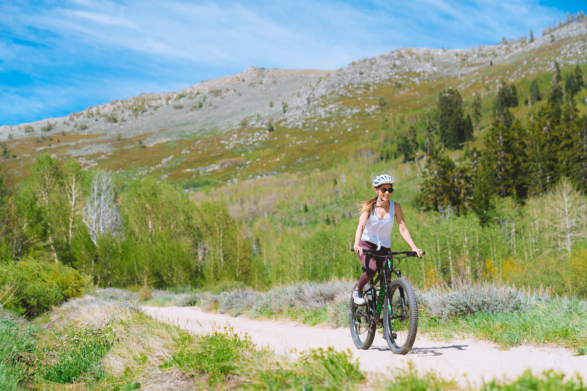 The-Ultimate-Adventure-Getaway-to-Reno-and-Lake-Tahoe-Flume-Trail-Renee-Roaming-02