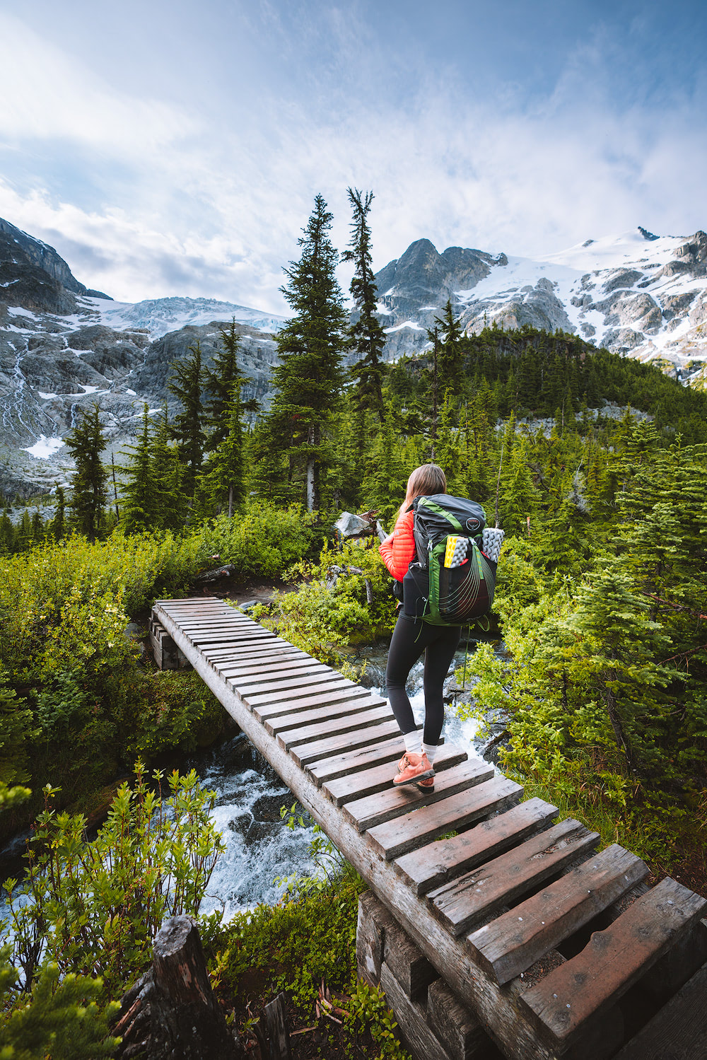 Couples Adventure Getaway to British Columbia Joffre Lakes 4