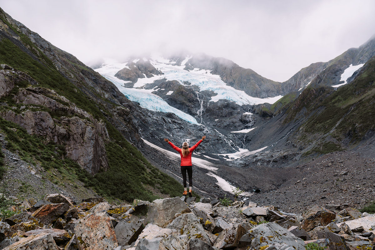 5-Epic-Alaska-Hiking-&-Backpacking-Adventures-Byron-Glacier-ReneeRoaming
