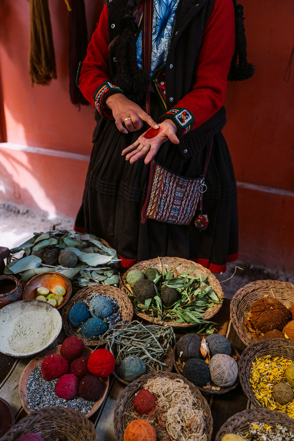 Best-Things-To-Do-In-And-Around-Cusco-Peru-Chinchero-Markets02