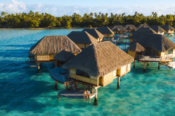 The Islands of Tahiti: Finding Paradise in Mo'orea, Taha'a, and Raiatea