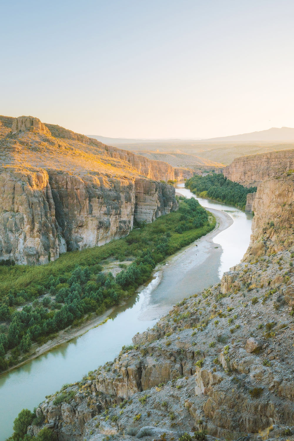 12 BEST National Parks To Visit In The Fall