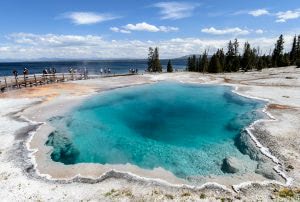 Ultimate Yellowstone National Park Guide and Itinerary