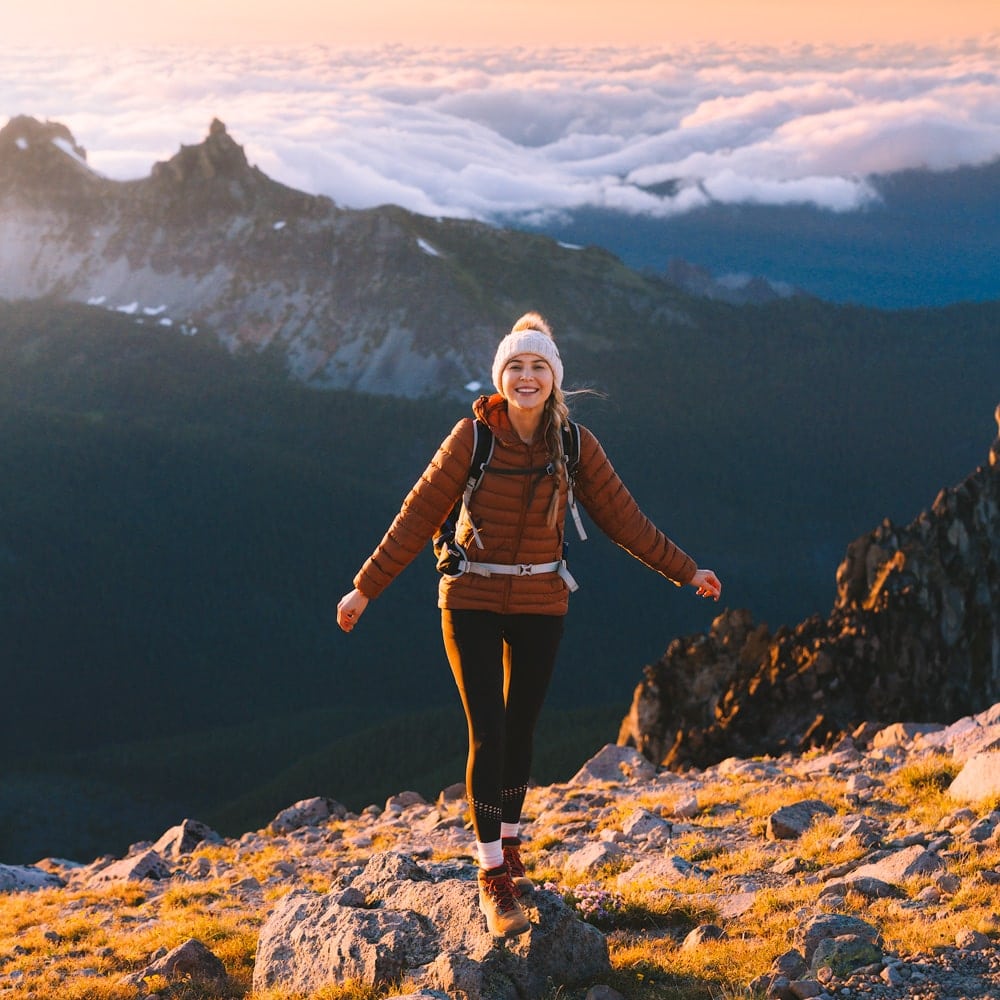 Renee Roaming - Golden sunset, dreamy clouds, and mountain